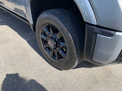 2025 GMC Sierra 2500 HD AT4