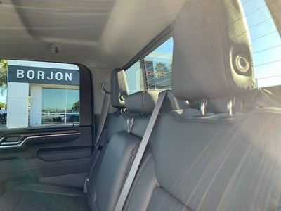 2025 GMC Sierra 3500 HD SLT