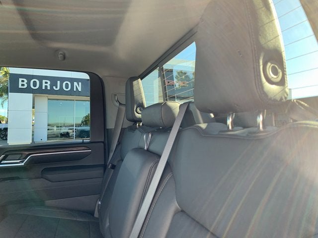 2025 GMC Sierra 3500 HD SLT