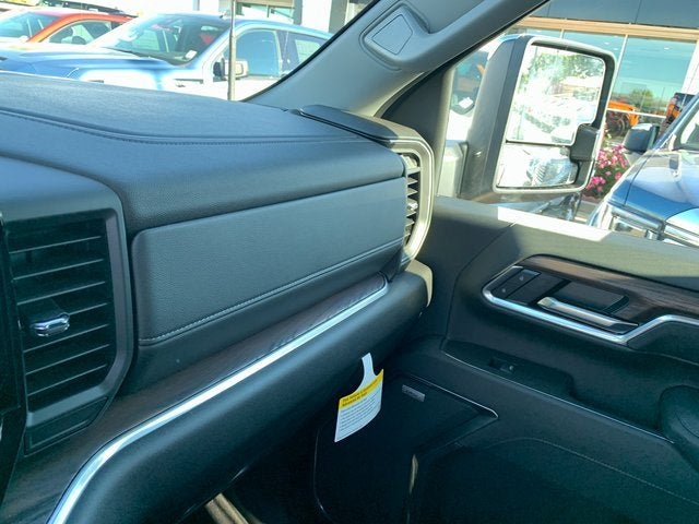 2025 GMC Sierra 3500 HD SLT