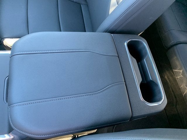 2025 GMC Sierra 3500 HD SLT