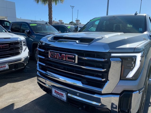 2025 GMC Sierra 3500 HD SLT
