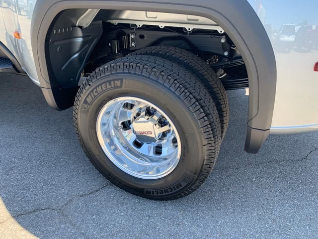 2026 GMC Sierra 3500 HD SLT DRW