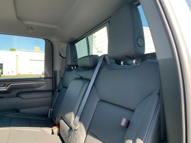 2026 GMC Sierra 3500 HD SLT DRW