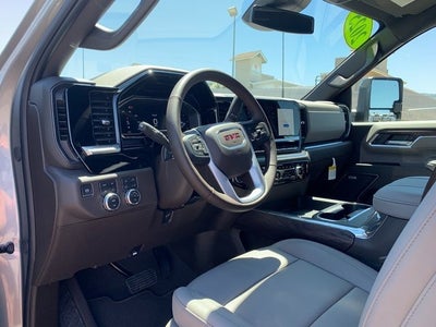 2025 GMC Sierra 3500 HD SLT