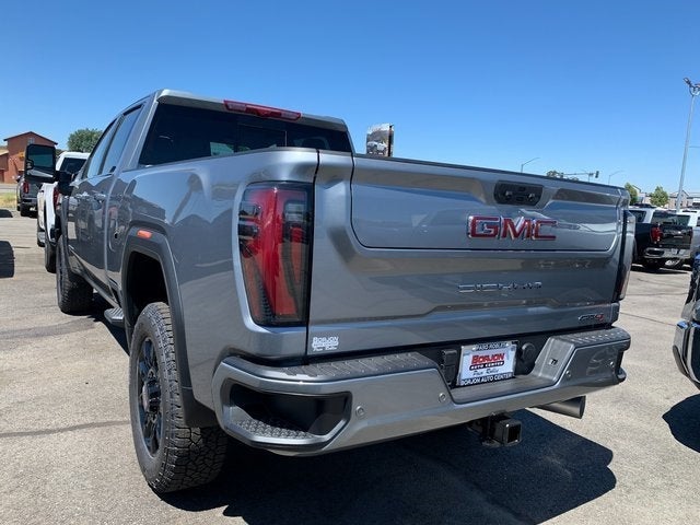 2025 GMC Sierra 3500 HD AT4