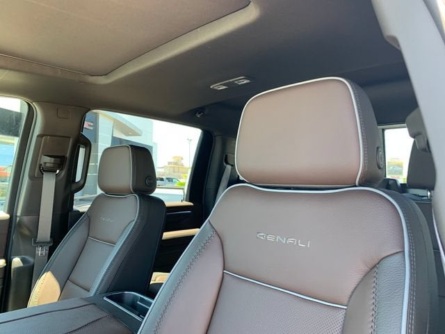 2026 GMC Sierra 3500 HD Denali DRW