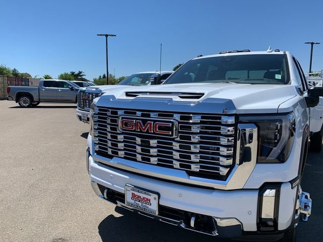 2026 GMC Sierra 3500 HD Denali DRW