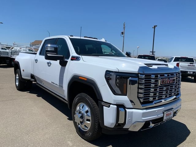 2026 GMC Sierra 3500 HD Denali DRW
