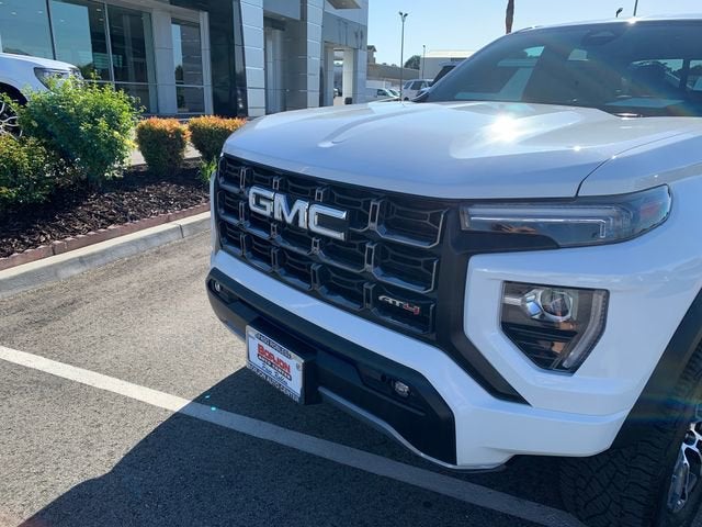 2023 GMC Canyon AT4