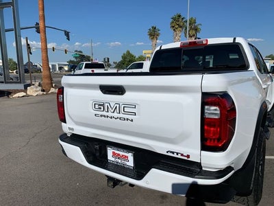 2023 GMC Canyon AT4