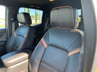 2023 GMC Canyon AT4