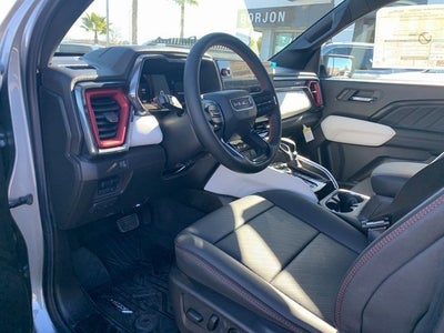 2024 GMC Canyon AT4X