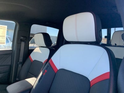 2024 GMC Canyon AT4X