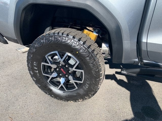 2024 GMC Canyon AT4X