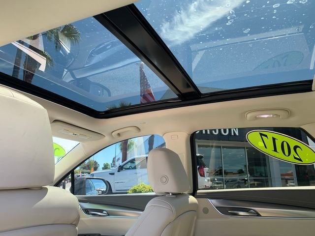 2017 Cadillac XT5 Luxury FWD