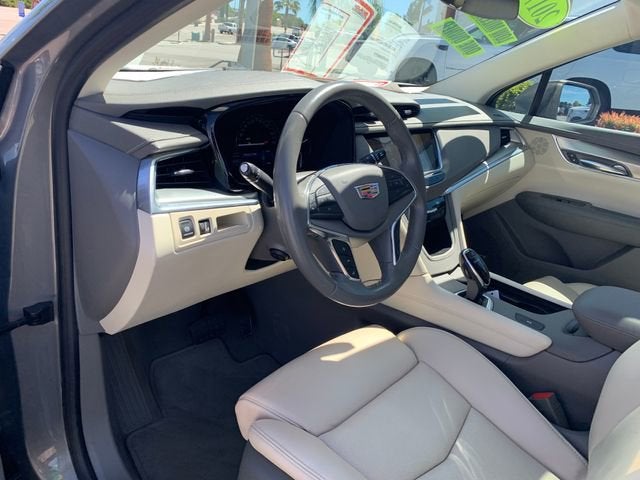 2017 Cadillac XT5 Luxury FWD