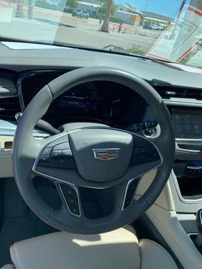 2017 Cadillac XT5 Luxury FWD