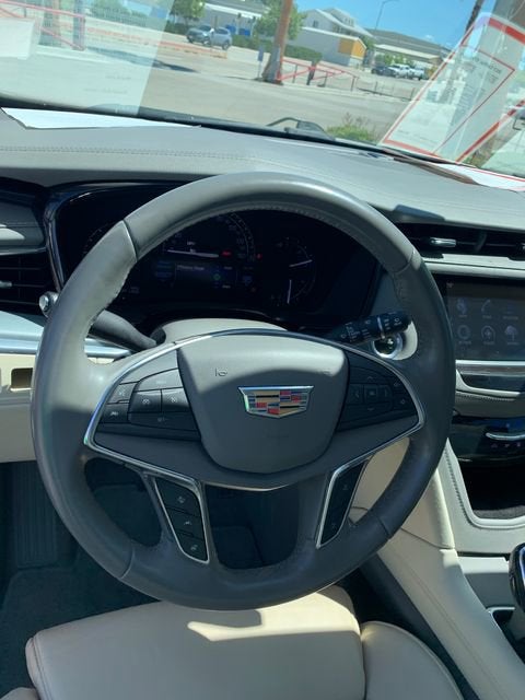 2017 Cadillac XT5 Luxury FWD