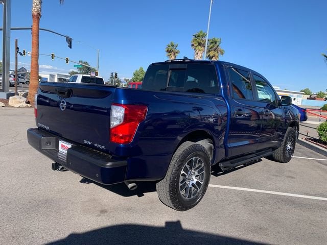 2022 Nissan TITAN Crew Cab SV 4x4