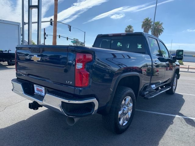 2022 Chevrolet Silverado 3500HD LTZ - Photo 7