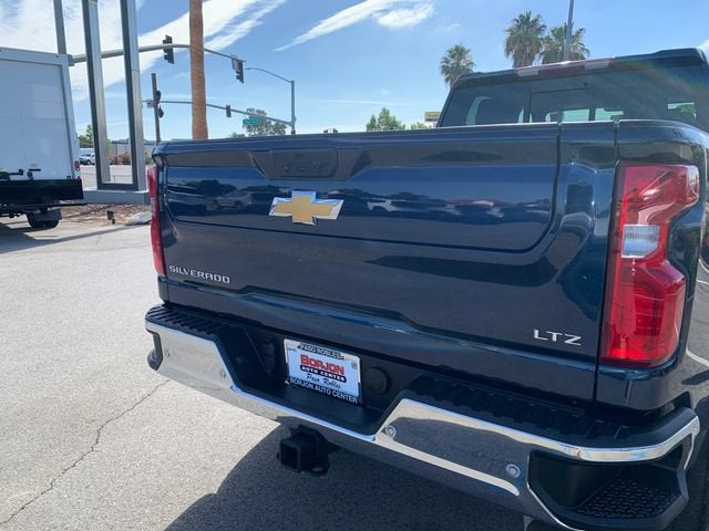 2022 Chevrolet Silverado 3500HD LTZ - Photo 8