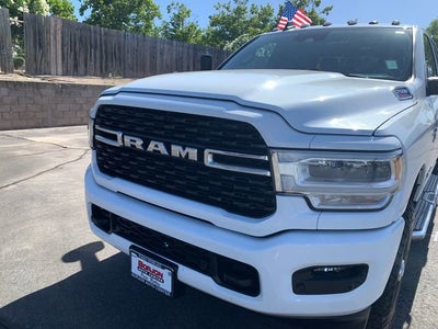 2022 RAM 2500 Big Horn Crew Cab 4x4 6'4" Box