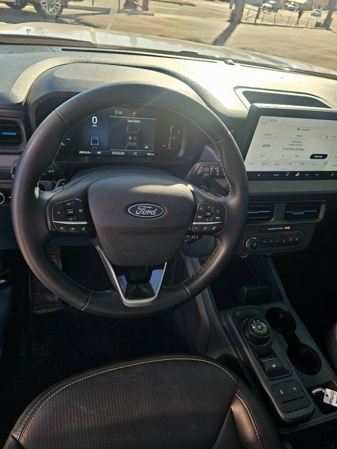 2025 Ford Maverick Lobo Standard