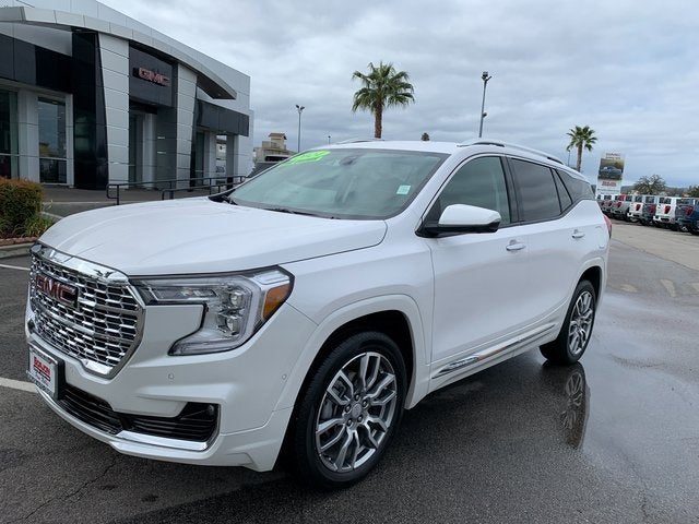 2024 GMC Terrain Denali