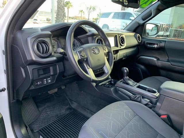 2017 Toyota Tacoma SR5