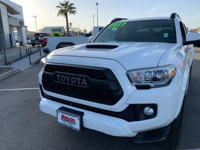2017 Toyota Tacoma SR5