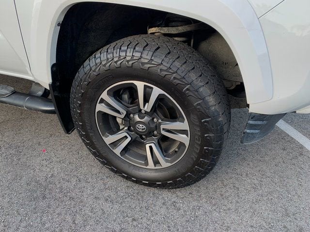 2017 Toyota Tacoma SR5