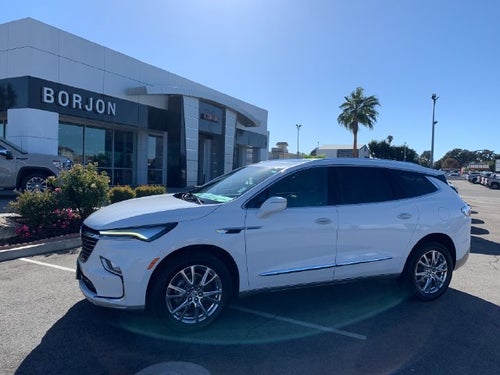 2023 Buick Enclave Essence