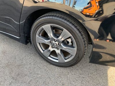 2018 Toyota Sienna SE 8 Passenger