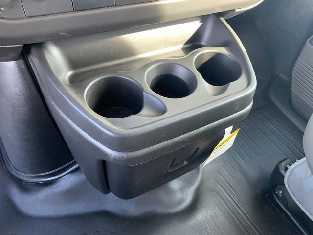 2024 GMC Savana Cutaway 3500 1WT