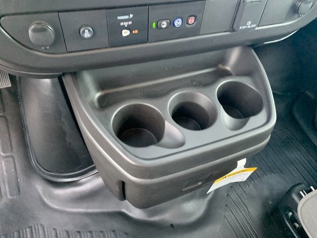 2024 GMC Savana Cutaway 3500 1WT