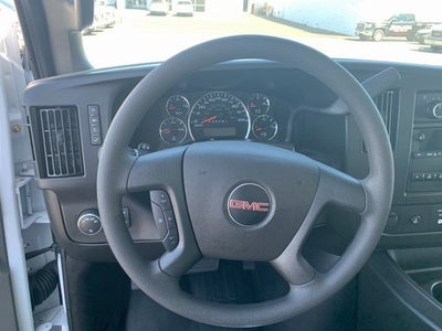 2024 GMC Savana Cutaway 3500 1WT