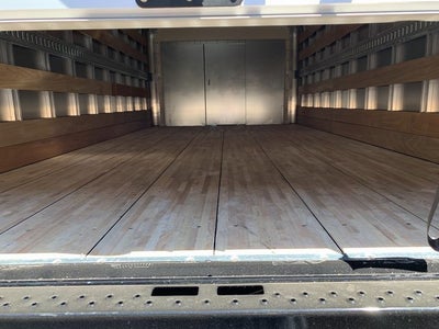 2025 GMC Savana Cutaway 3500 1WT