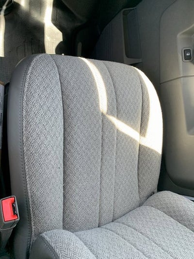 2025 GMC Savana Cutaway 3500 1WT