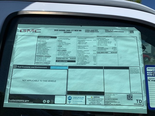 2025 GMC Savana Cutaway 3500 1WT