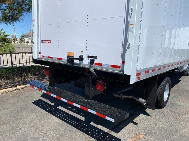 2025 GMC Savana Cutaway 3500 1WT