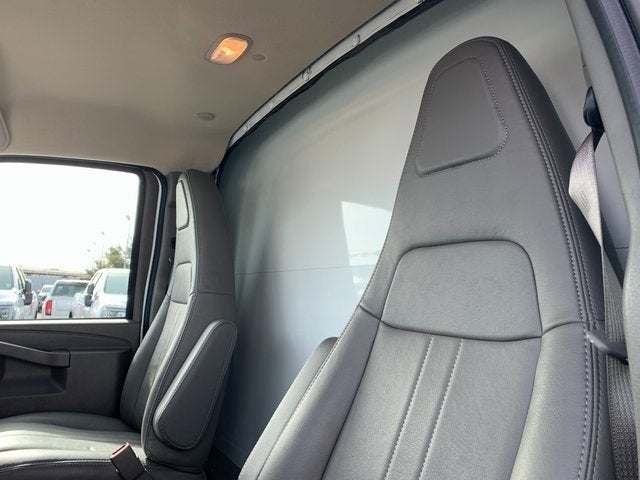 2024 GMC Savana Cutaway 4500 2WT