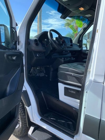 2023 Mercedes-Benz Sprinter 2500 High Roof 4-Cyl Diesel HO