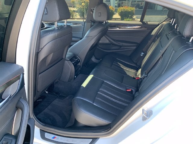 2023 BMW 540 i
