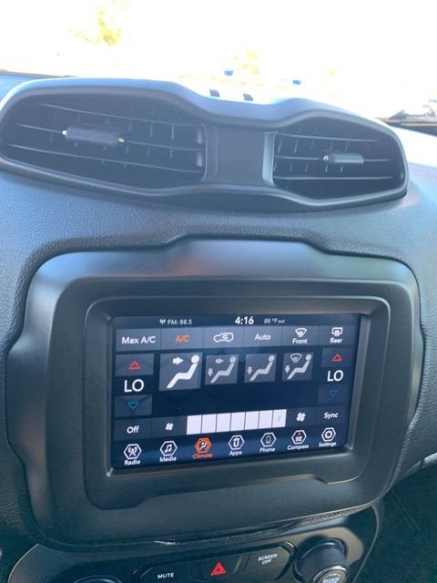 2019 Jeep Renegade Trailhawk 4x4